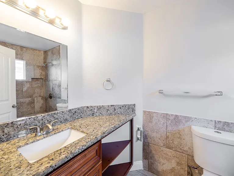 1181 Florida St — Photo 22