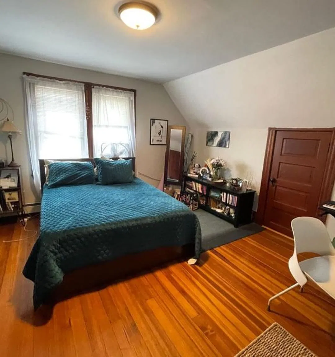 19 Mapleton St — Photo 3