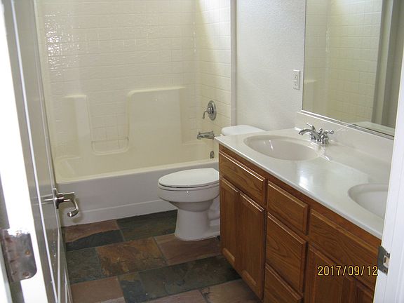 4th image of 4076 Heaton Ct