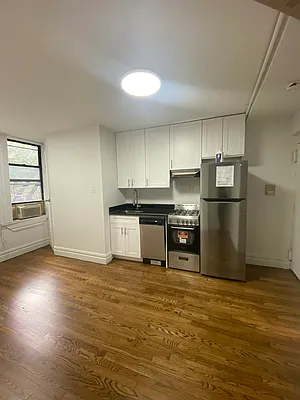 Rented by Sassouni Management | media 19