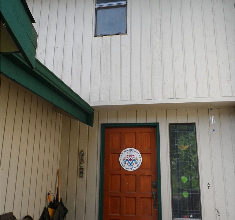 1st image of 12104 118th Ave NW