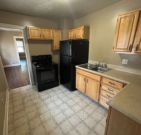 5405 Harrison St #2F — Photo 13