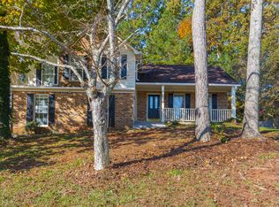250 Weatherly Dr, Fayetteville, GA