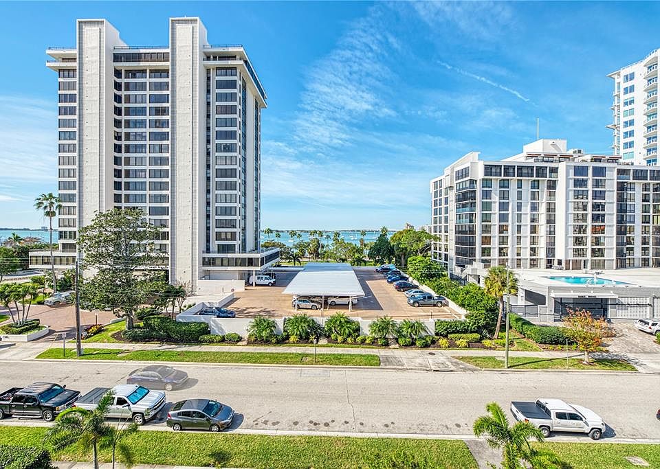 1st image of 755 S PALM AVENUE #403