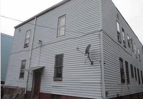 2nd image of 212-214 S 8th St