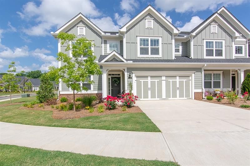 1st image of 321 Cherokee Station Cir