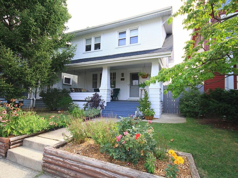 1st image of 2588 Indianola Ave