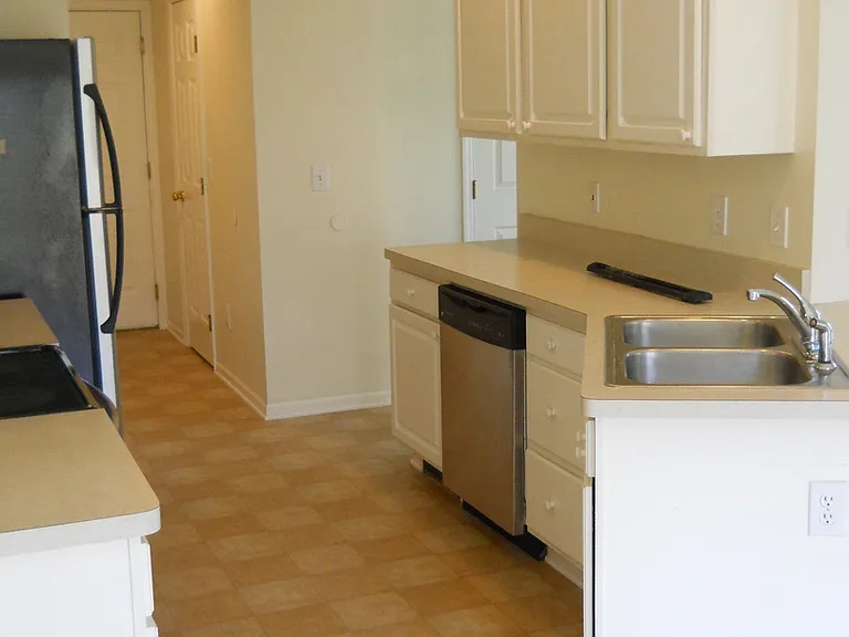 931C Jasmine Ln — Photo 10