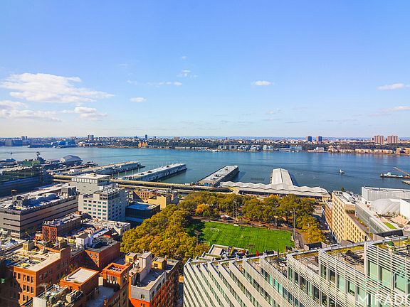 3rd image of 554 W 54th St #31E