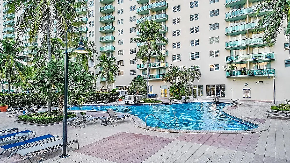 19390 Collins Ave — Photo 1