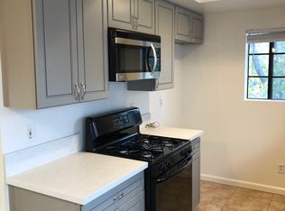 303 E Providencia Ave #B, Burbank, CA 91502