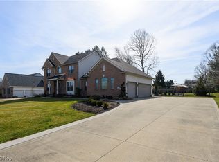 8398 Yorkshire St NW, Massillon, OH 44646