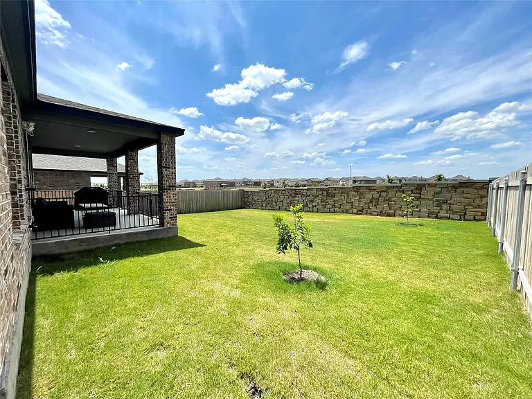 3768 Forino Dr — Photo 28