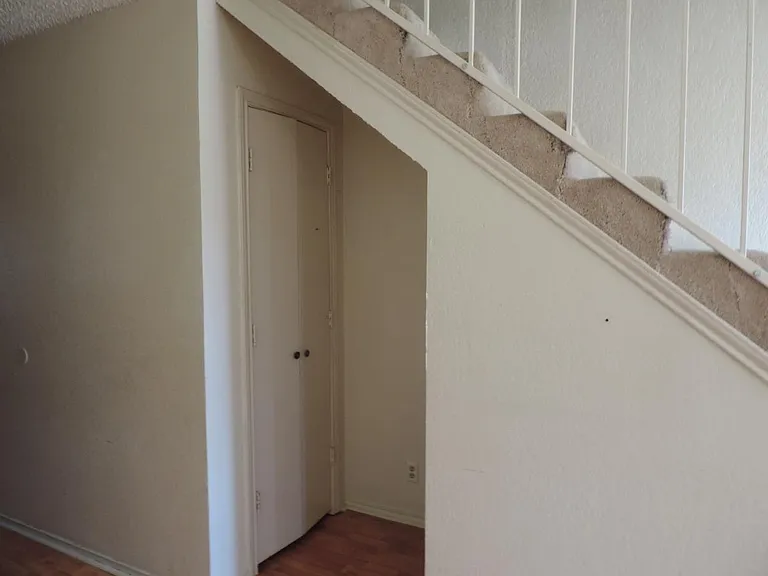 608 Meadow View Ct — Photo 5