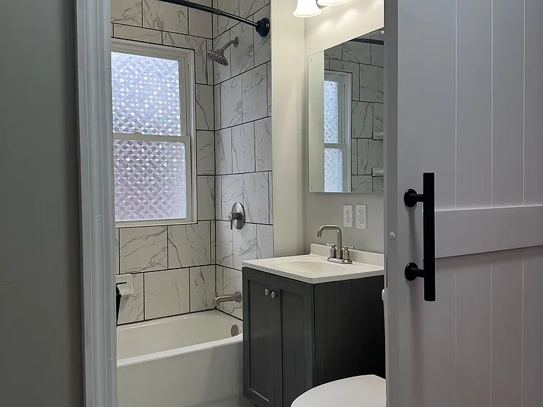 629 Webb Ave SW — Photo 10