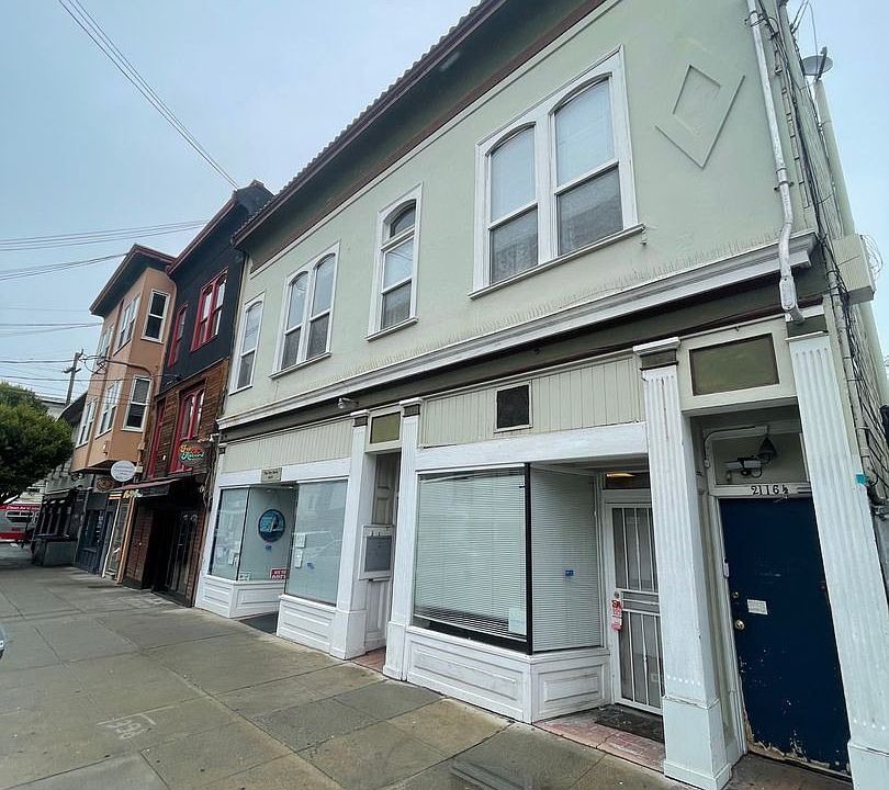 1st image of 2118 Greenwich St #2