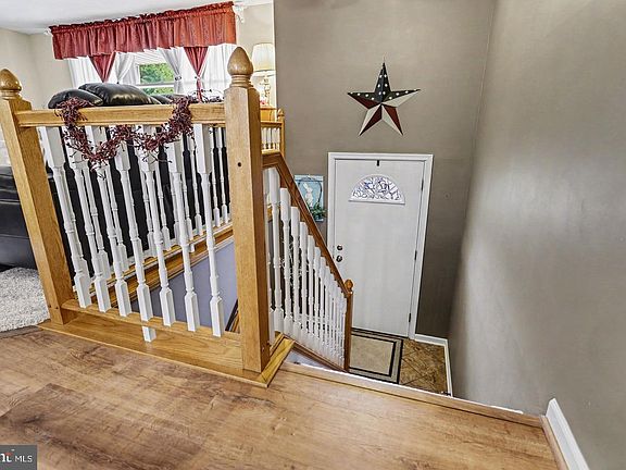 5th image of 205 Teila Dr