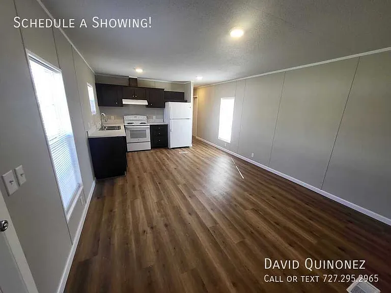 266 N Blackwood Dr — Photo 4
