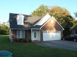 4477 Lewiston St NW, Roanoke, VA 24017