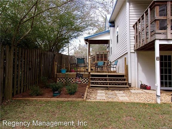 5th image of 905 Crawford Ave