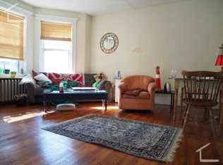 4 Euston St #4, Brookline, MA 02446