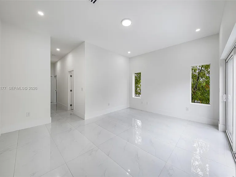 3142 Carter St #3142 — Photo 12