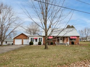 22082 Spring Creek Rd, Washington, IL 61571