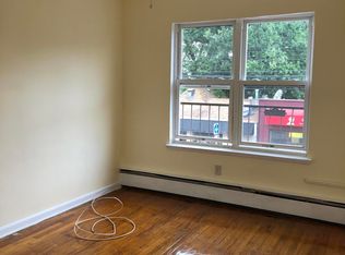 1 Willis Pl APT 8, Keansburg, NJ 07734