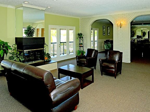 4th image of 46329 Westminister Dr