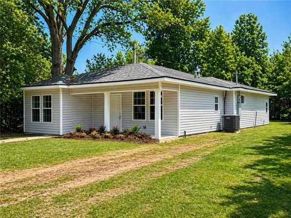 2139 Wettermark St, Alexandria, LA 71301