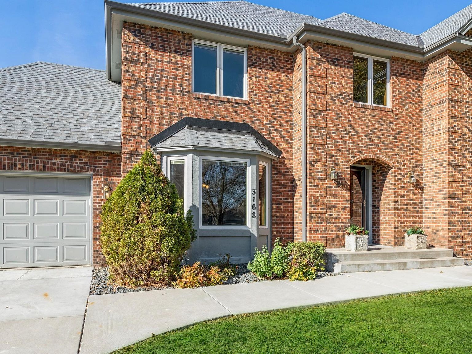 3168 Berwick Knl, Minneapolis, MN 55443 MLS 6365110 Zillow