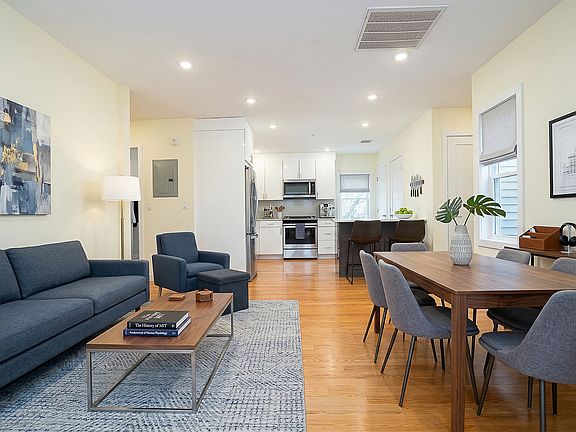 2nd image of 15 Kelley Ct #4