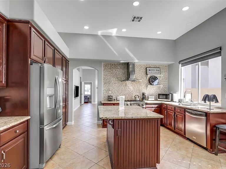 7855 Windward Rd — Photo 8