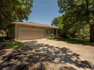 4110 NW 46th St, Topeka, KS 66618