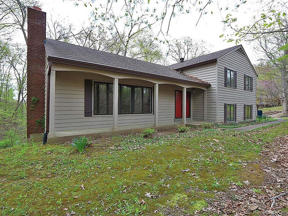 1st image of 3280 Lakewood Dr