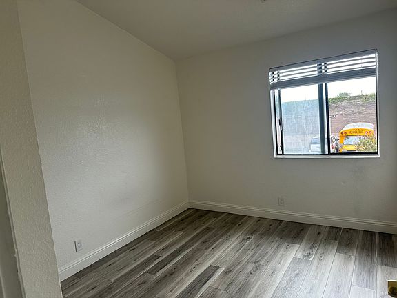 5th image of 280 Flint Ct #2B-1Ba