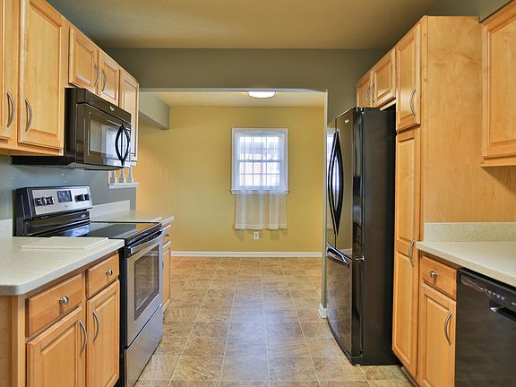 2nd image of 11513 Leemont Dr