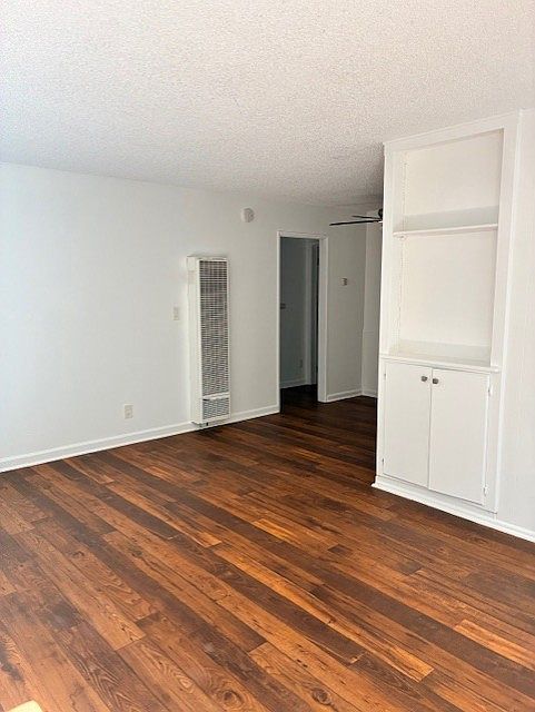 2nd image of 4147 42nd St APT 4