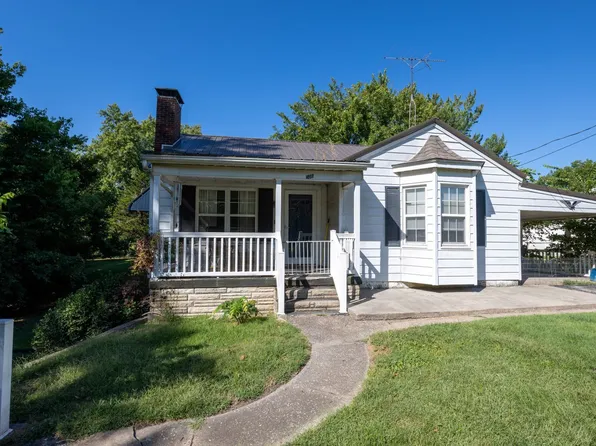 1012 Opdyke St, Chester, IL 62233