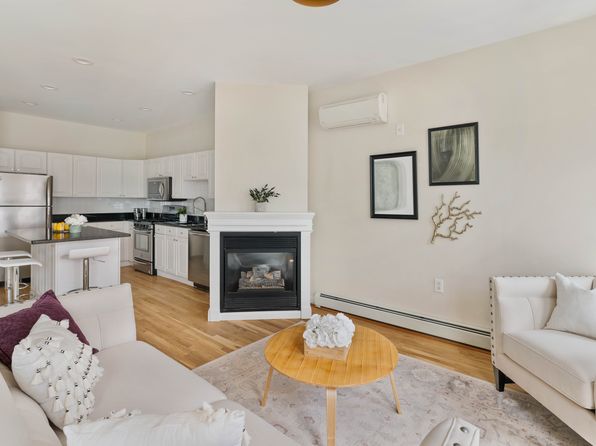 137 P St #2
