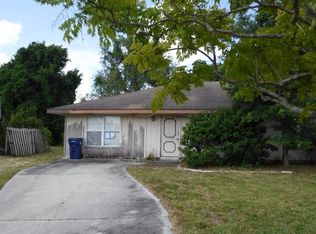 705 45th St E, Palmetto, FL 34221