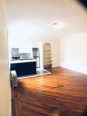 5th image of 500 Saint Johns Pl APT 4I