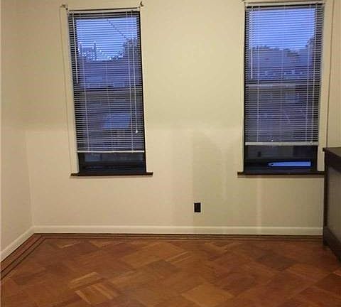 3rd image of 2369 26th St