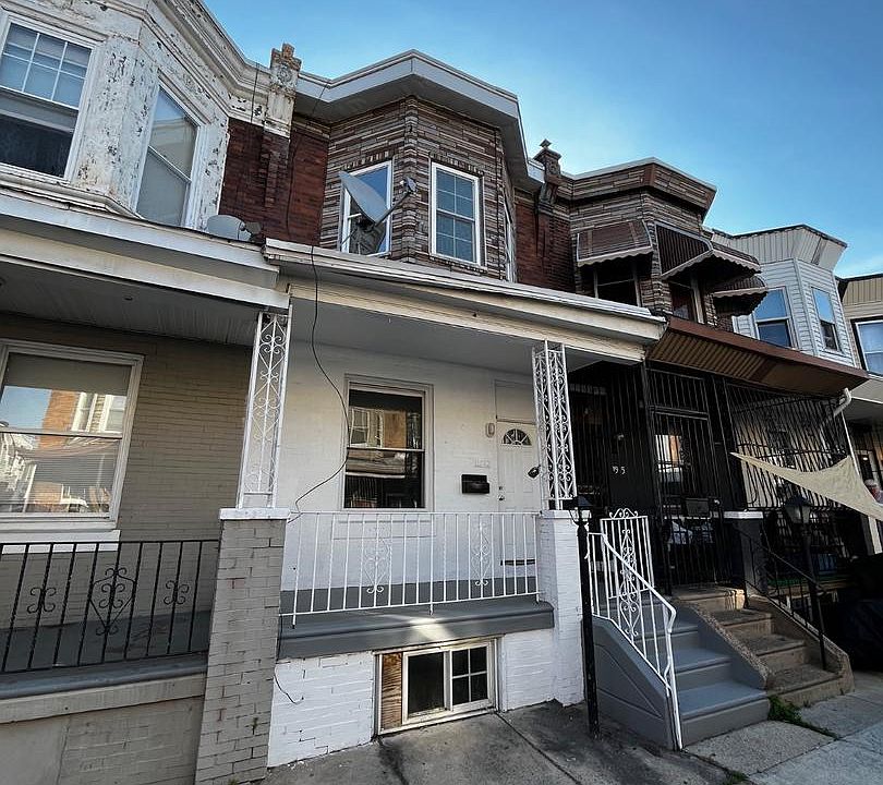 1st image of 1913 E Birch St