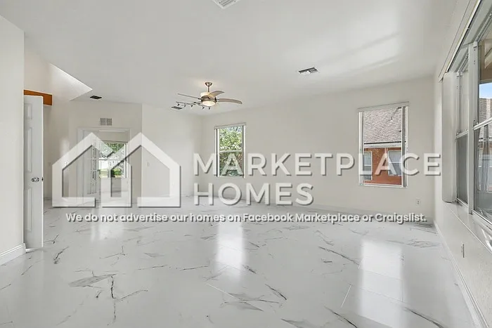 4 bed, 3.5 bath, 2510 sqft, $2,500 — Photo 3