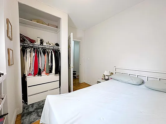 Rented by Living New York | media 25