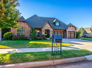 3001 Silvercliffe Dr, Edmond, OK 73012