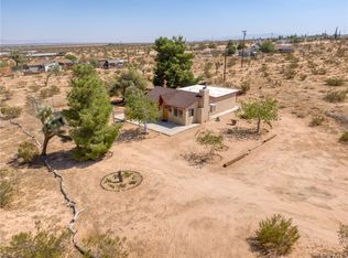 567 N Bonita Ave, Landers, CA 92285