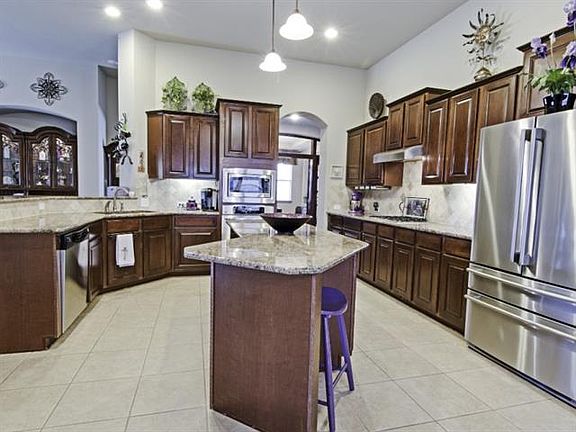 4th image of 12820 Gallant Ct