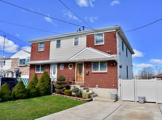 2817 Amboy Rd, Staten Island, NY 10306